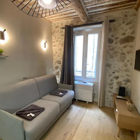 06ck Cosy In The Heart Of Old Апартаменты Антиб